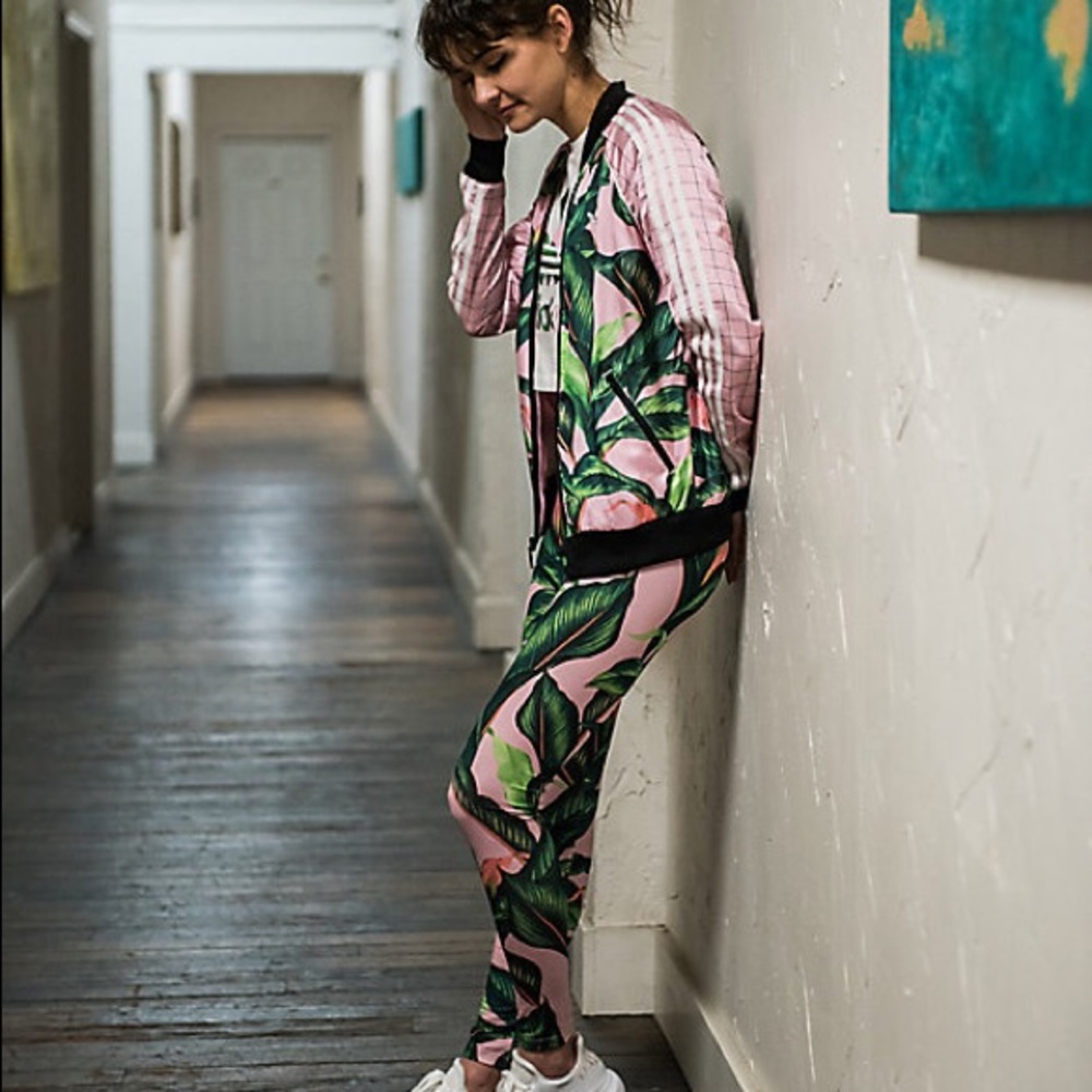Adidas leaf print set
